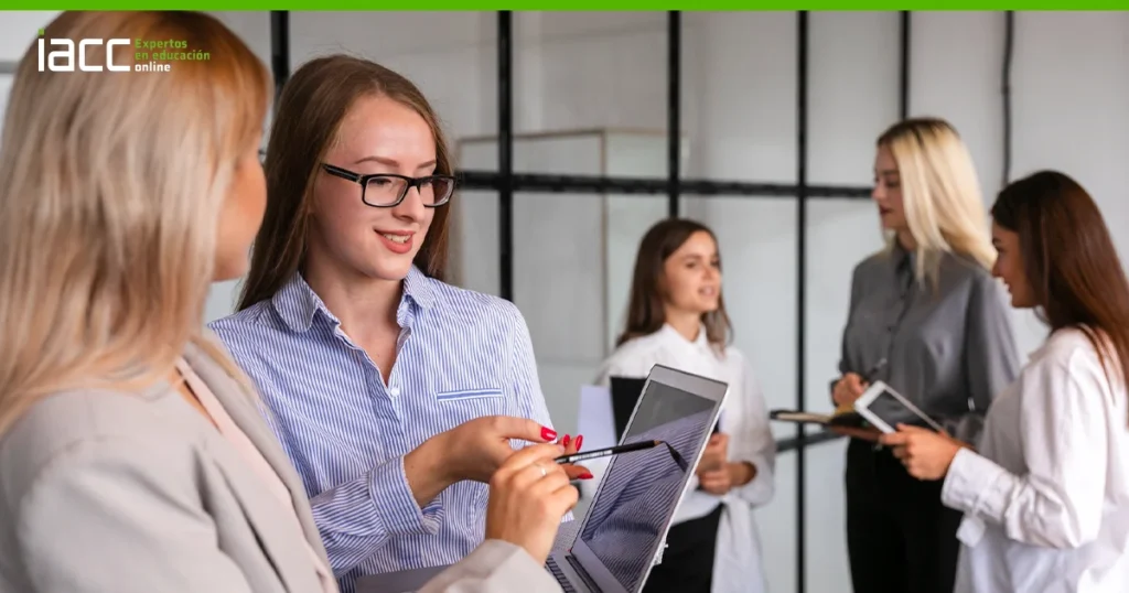 mujeres en tecnologia